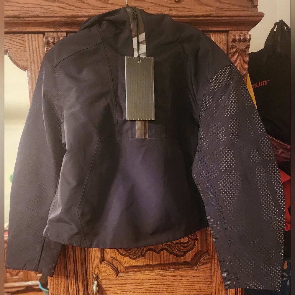 Alexander Wang x H&M cropped rain coat